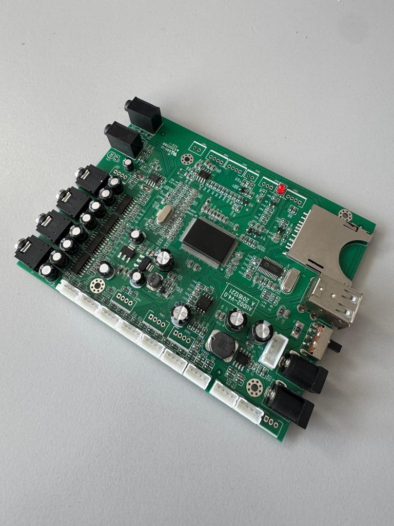 Multi AudioBoard with Pushbuttons and Input for Mobile phones