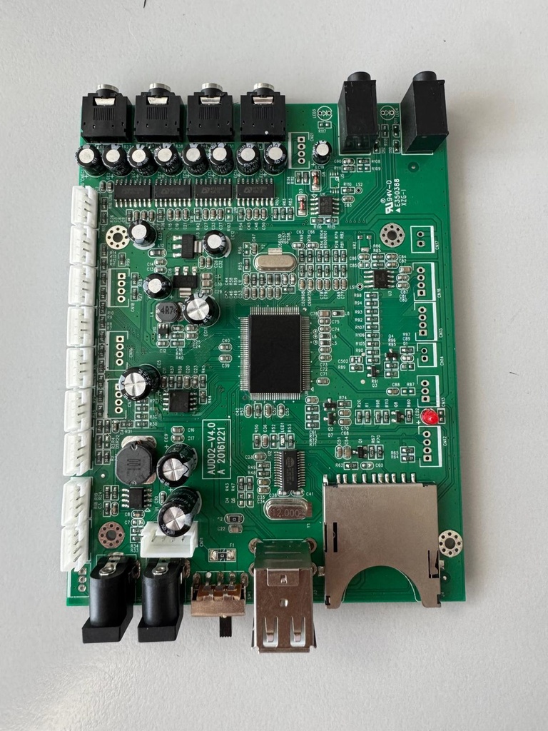 Multi AudioBoard with Pushbuttons and Input for Mobile phones