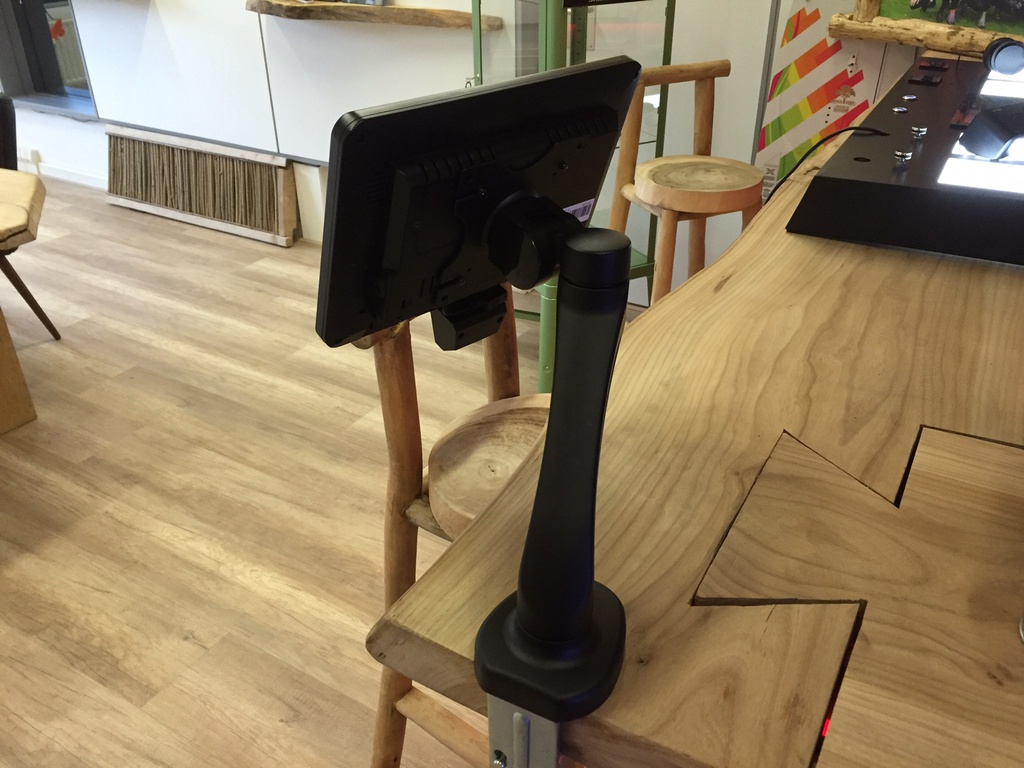 Deskmount LCD Arm
