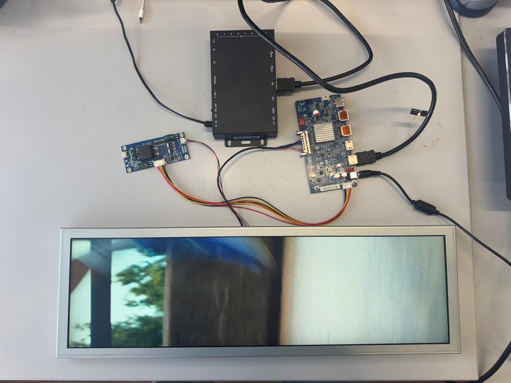 21.6inch Stretched LCD - HDMI IN monitor (components only)